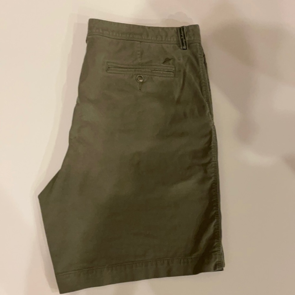 Tommy Bahama green shorts